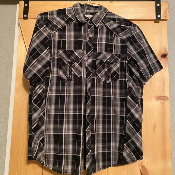 Men’s button down shirt - Picture 1 of 3